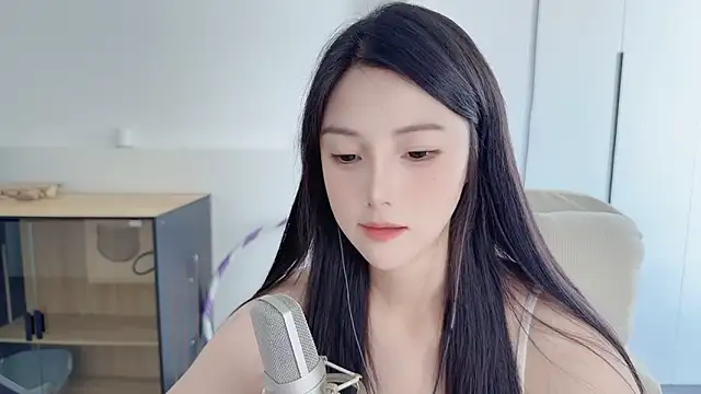 holo_love webcam