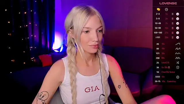 AnyaTaylor_ webcam