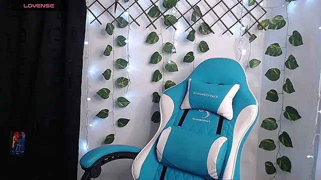 Nika_1_ webcam