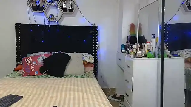charlotte_077 webcam