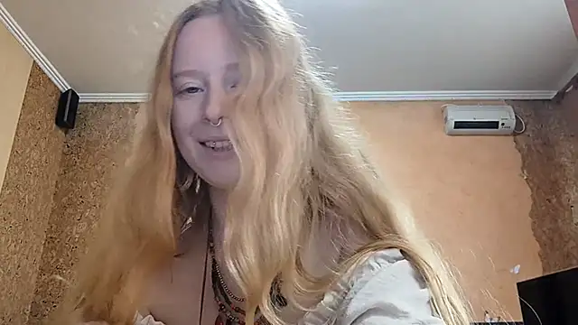 KateVibe_01 webcam