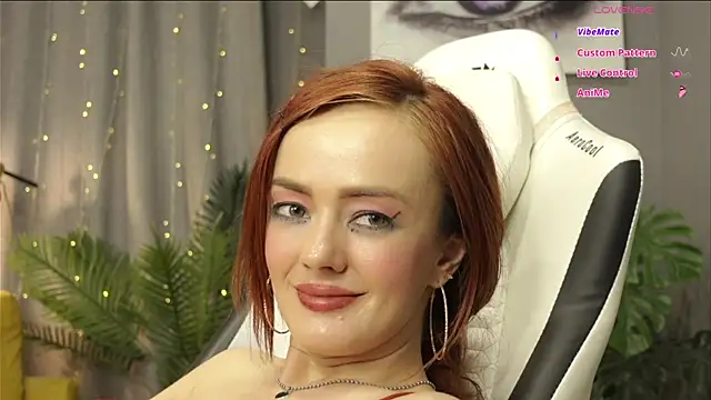 Megany live cam on StripChat