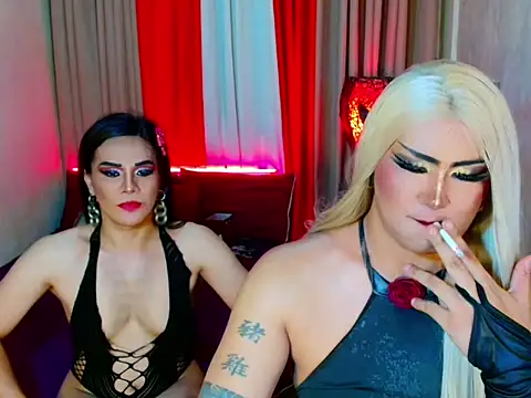 Wildest_Slave_Huntress webcam