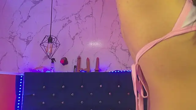 Dakotaa_Johnson webcam