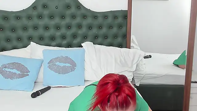 IvyHotFoxy webcam