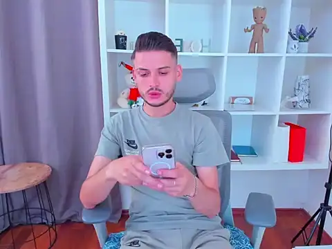 andboyfor6 live cam on StripChat