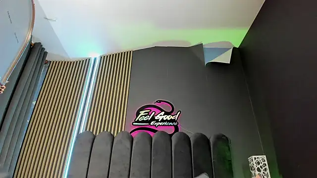 Nicolette_ks_ webcam