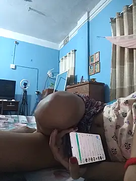 124pakhi webcam