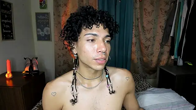 Angel_White25 webcam