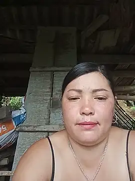 sary-hot2x webcam