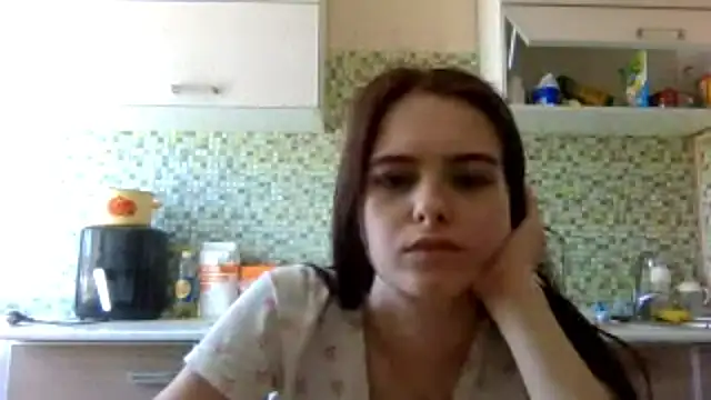 KikiAmino webcam