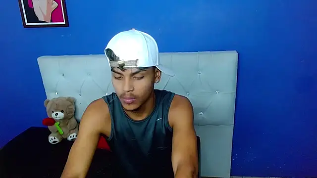 Angel_foxc13 webcam