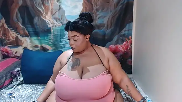 xGIANTEBONY30x webcam