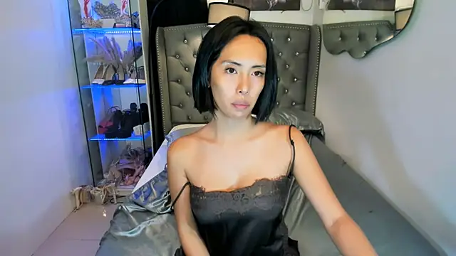 reighnempress webcam