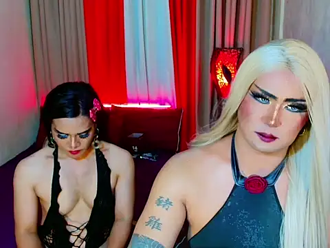 Wildest_Slave_Huntress webcam