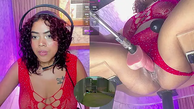 NinaCapelli webcam