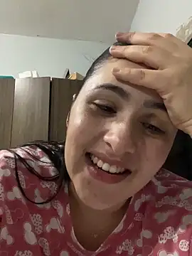 IvettSt_ webcam