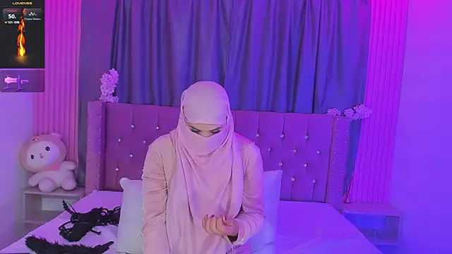 Nayla-Mouna webcam