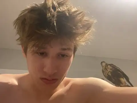 yourwhiteboy1 webcam