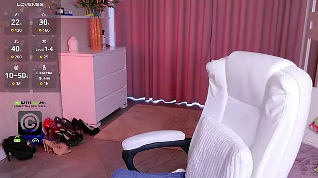 KellyKleine webcam