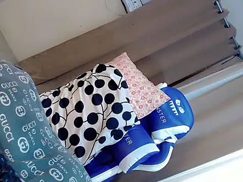 Ur_Goddes_Barbie webcam