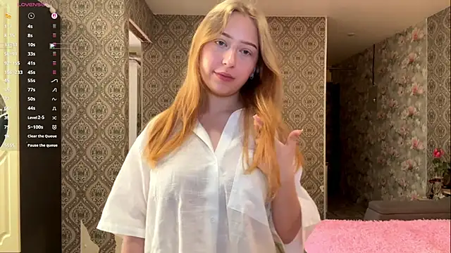 LunaHart7 webcam