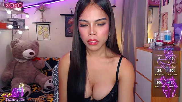 izabella_moore webcam