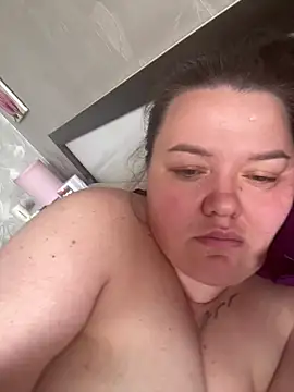 SunnyLeila2101 webcam