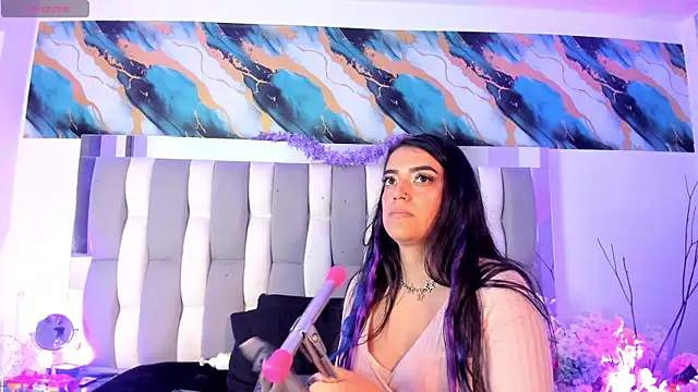 IsaDiiaz live cam on StripChat