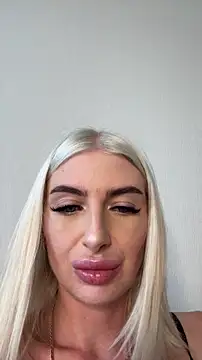 Mia_Roxie