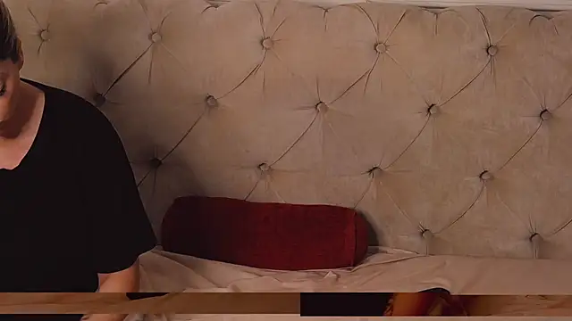 SarahLynz webcam
