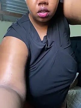 Curvycandy95 webcam