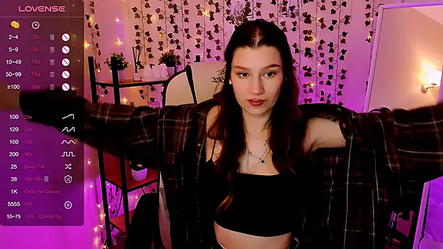 LinaBlossom_ webcam