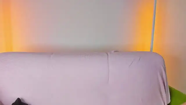 LikiLips webcam