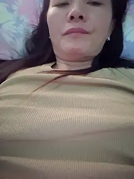 Baby-loveass69 webcam