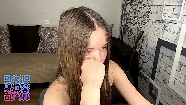 ElmiraDabato webcam