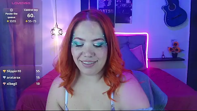 Srta_saraa webcam