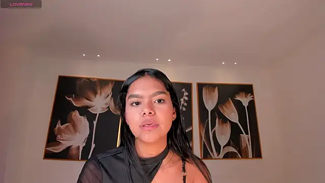 SaphiraJames webcam