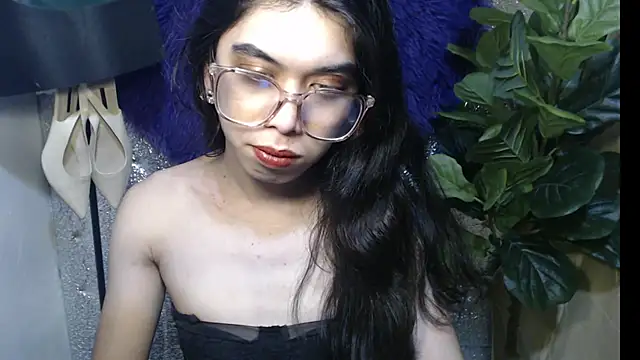 RoseAmarie webcam