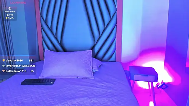 madison_flores webcam