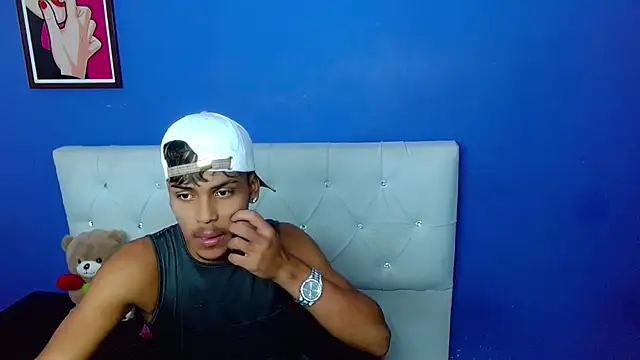 Angel_foxc13 webcam