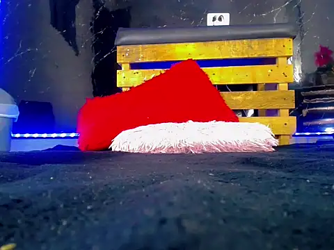 SaramyBigcock webcam