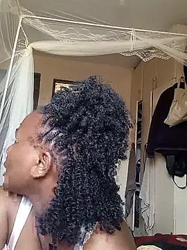 prettycumgal webcam