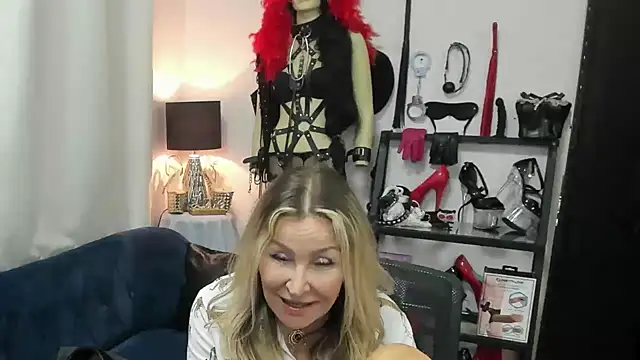 crystaLUX webcam