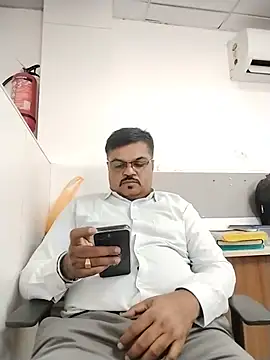 Desi_Lodo_Gujju_Boy webcam