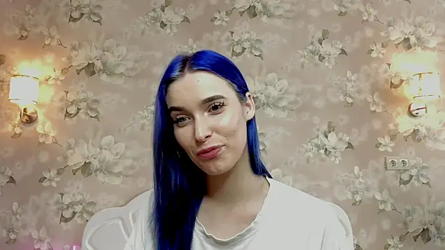 Your-Night-Fury live cam on StripChat