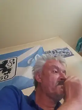 Fonse1860 live cam on StripChat