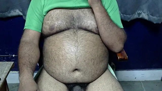 hairysubcub_70 live cam on StripChat