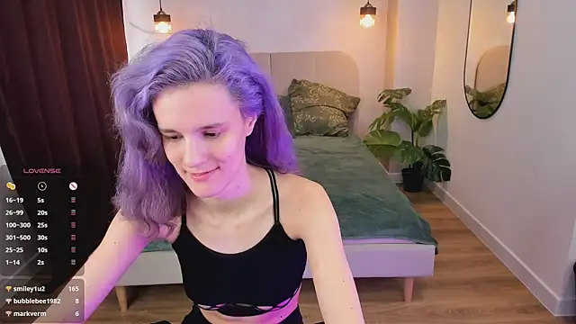 AuraLaunni webcam