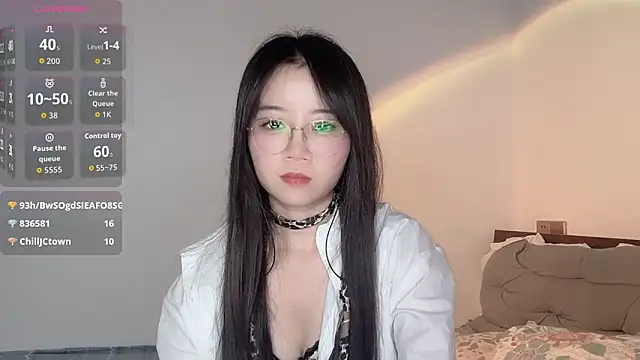 77-Vicky webcam
